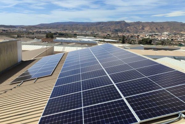 Instalación Fotovoltaica en Nave Industrial