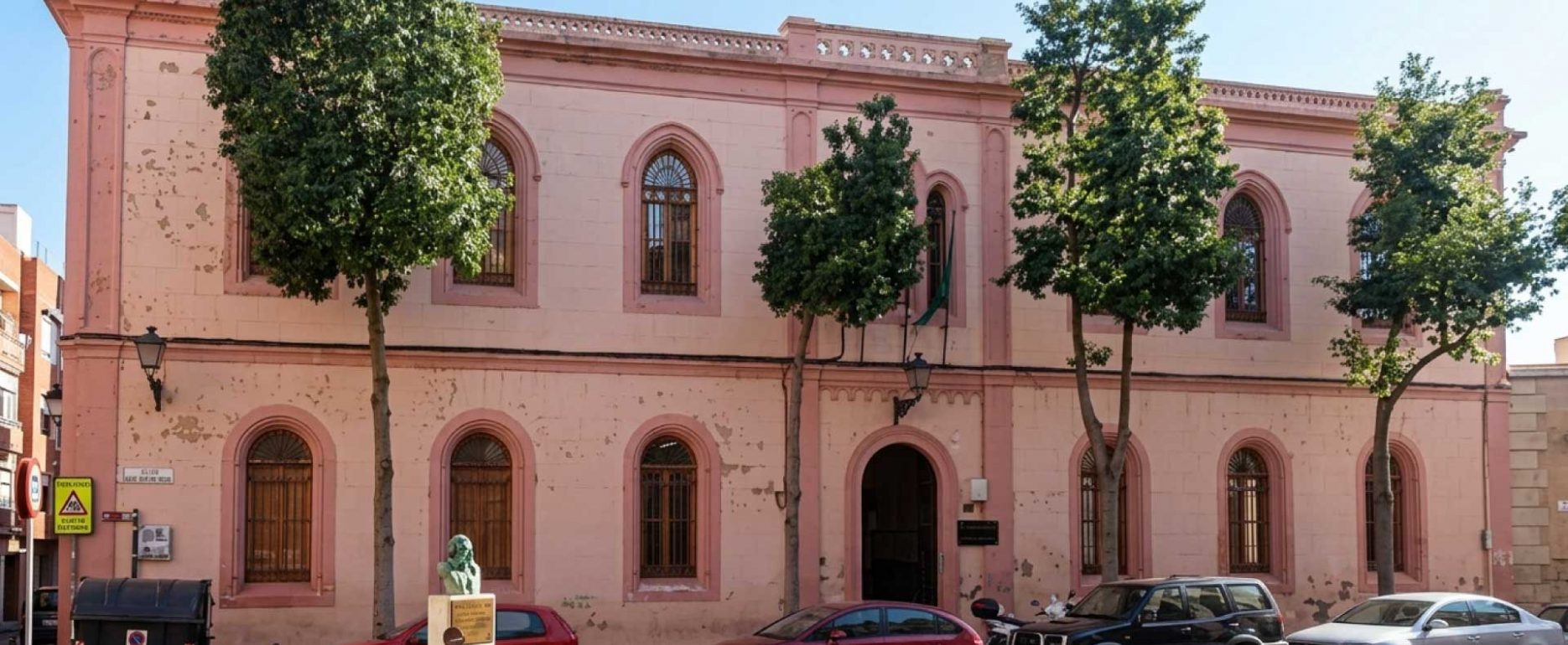 uned