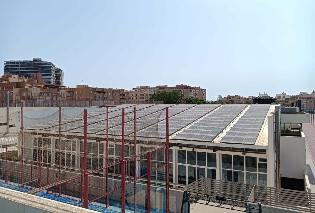 Instalación-Fotovoltaica-de-Autoconsumo-en-Ego-Sport-Center-(Almería) Instalación Fotovoltaica de Autoconsumo en Ego Sport Center (Almería)