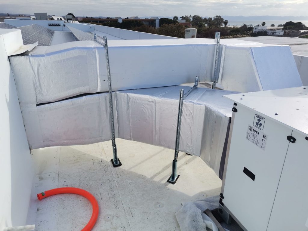 Climatización, Ventilación y ACS en Complejo Deportivo UAL (Almería)