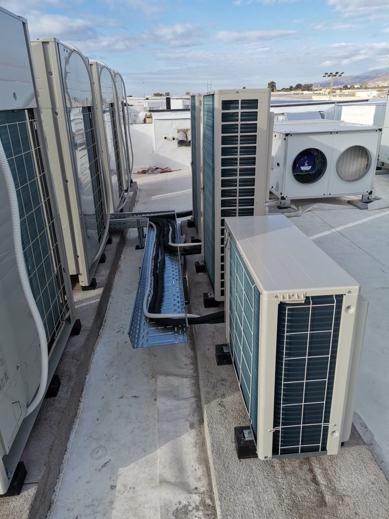 Climatización, Ventilación y ACS en Complejo Deportivo UAL (Almería)