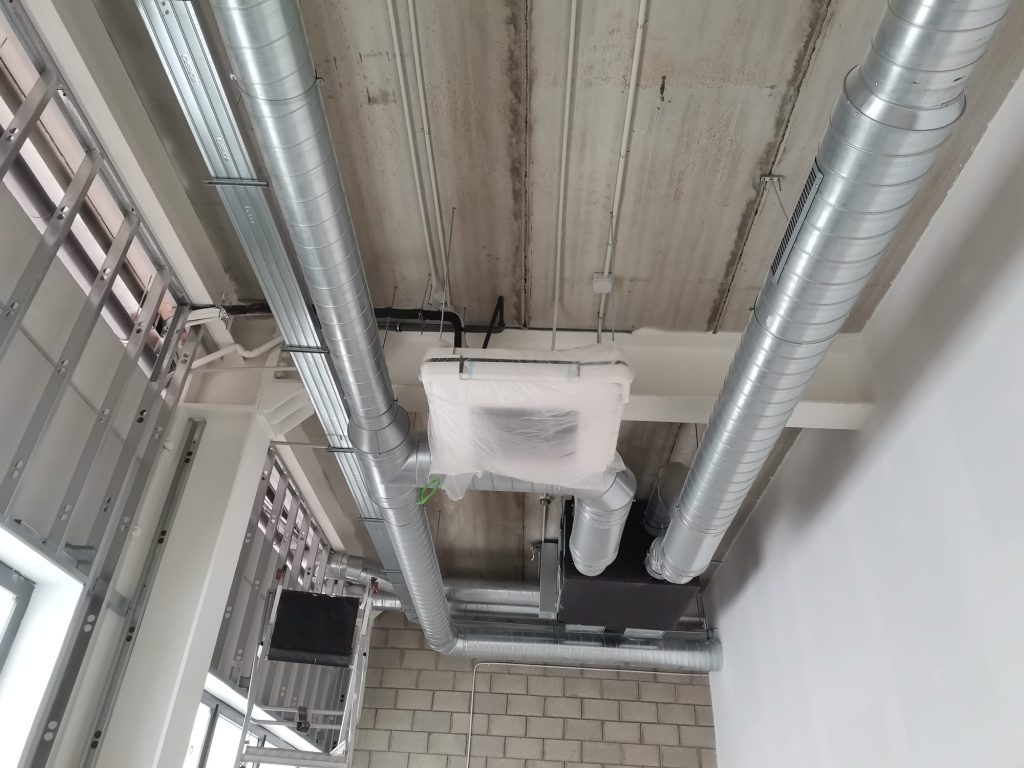 Climatización, Ventilación y ACS en Complejo Deportivo UAL (Almería)