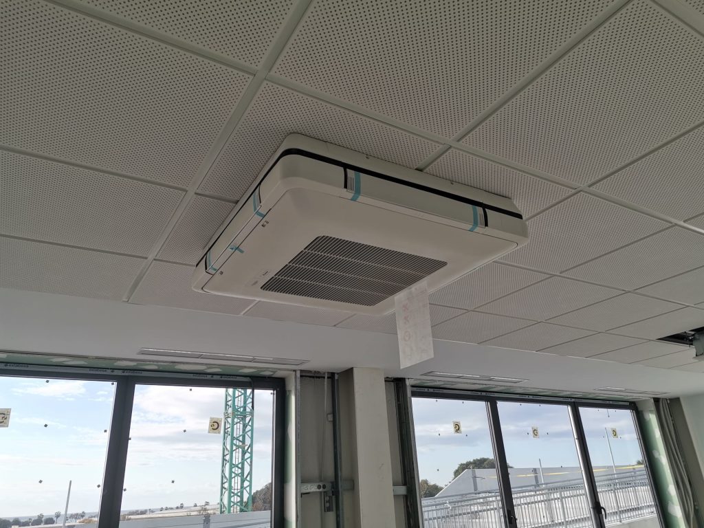 Climatización, Ventilación y ACS en Complejo Deportivo UAL (Almería)