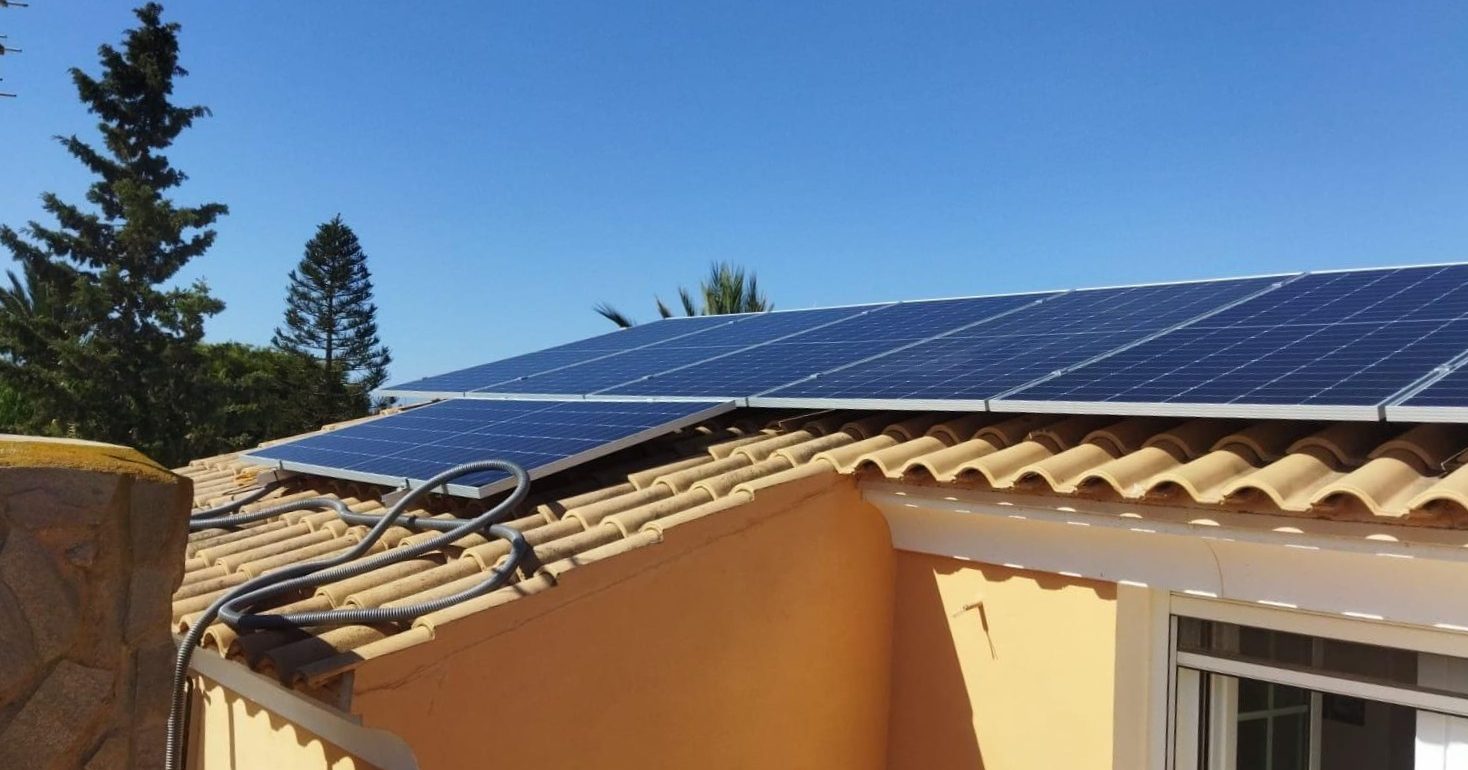 Autoconsumo Fotovoltaico de 6 kW en Retamar (Almería)